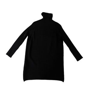 PRICE FIRM🚨 COS Merino Roll-neck Dress in Black Médium